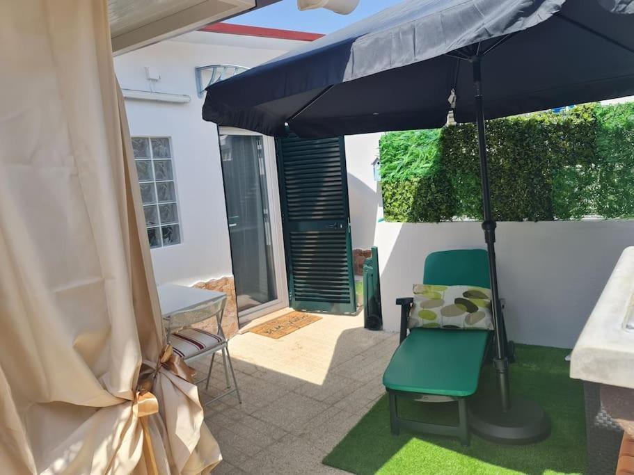 "Linda'S Guest House" Beach House With Private Patio & Hot Tub, 3 Min From The Beach Costa da Caparica Exterior photo