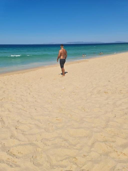 "Linda'S Guest House" Beach House With Private Patio & Hot Tub, 3 Min From The Beach Costa da Caparica Exterior photo