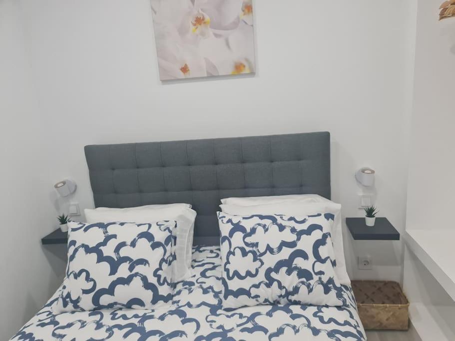 "Linda'S Guest House" Beach House With Private Patio & Hot Tub, 3 Min From The Beach Costa da Caparica Exterior photo